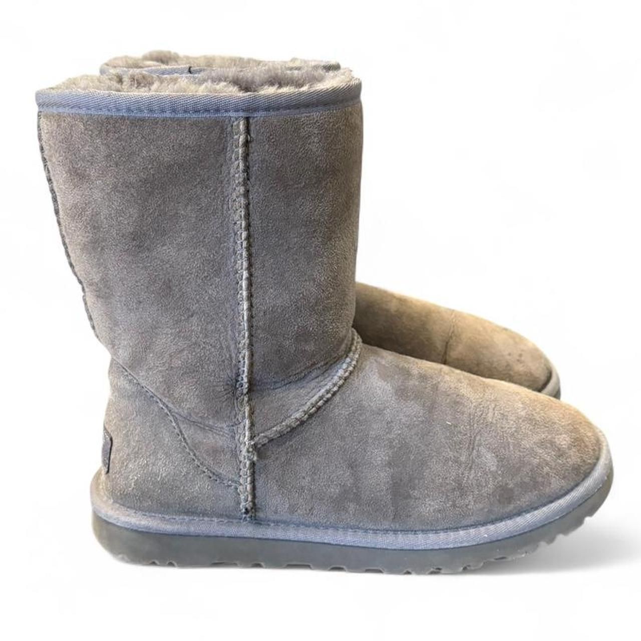 Womens Ugg Classic Boots Sz 6